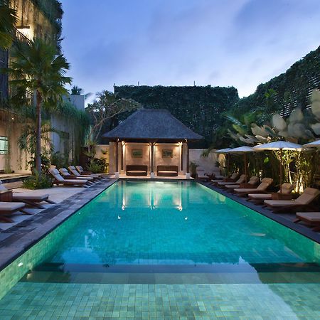 Ubud Village Hotel Exterior photo