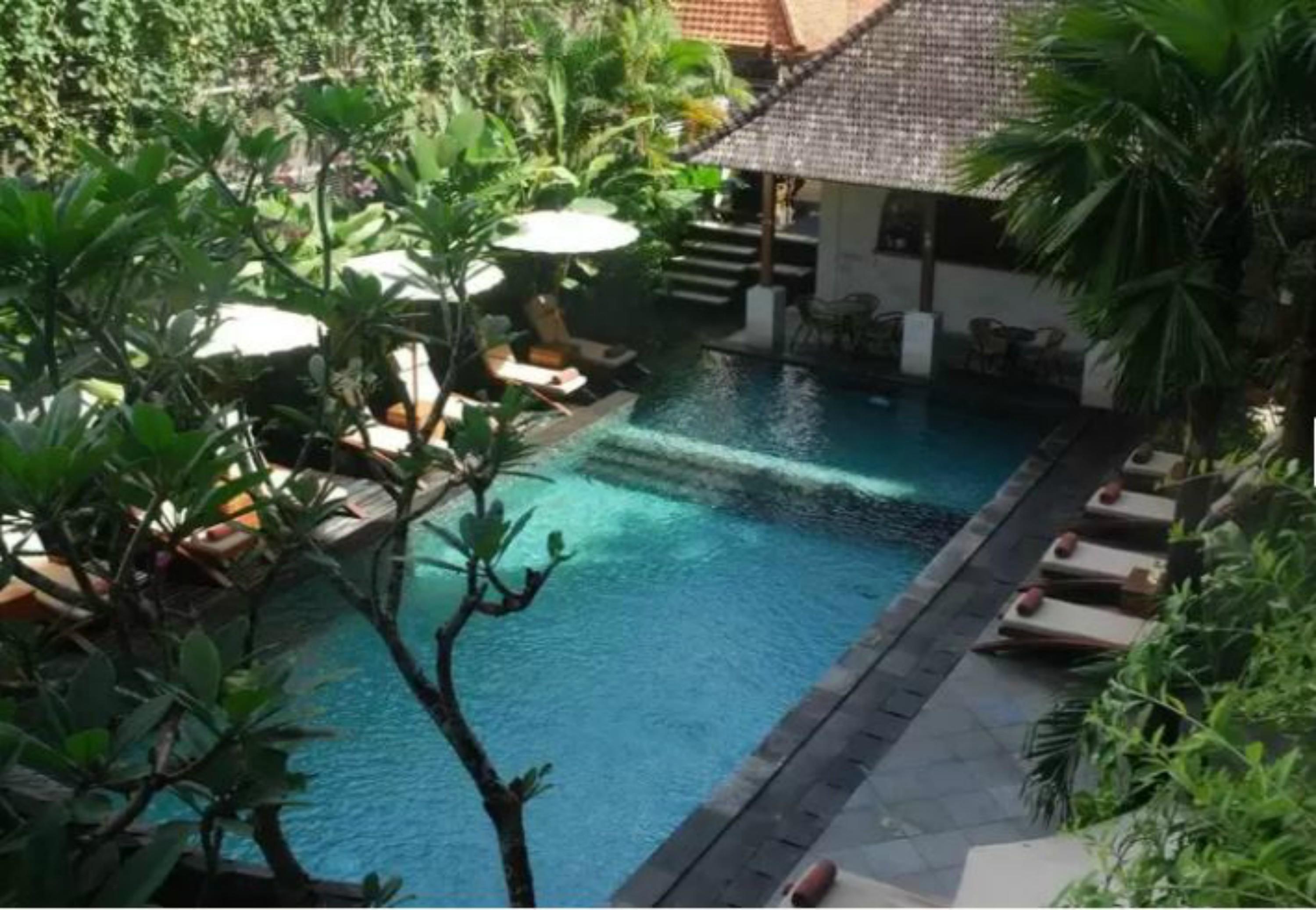 Ubud Village Hotel Exterior photo